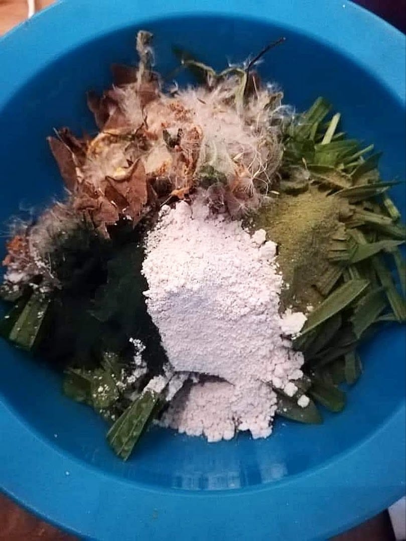 Die trockenen Zutaten für den Eisball. Foto: Xenia Dähn