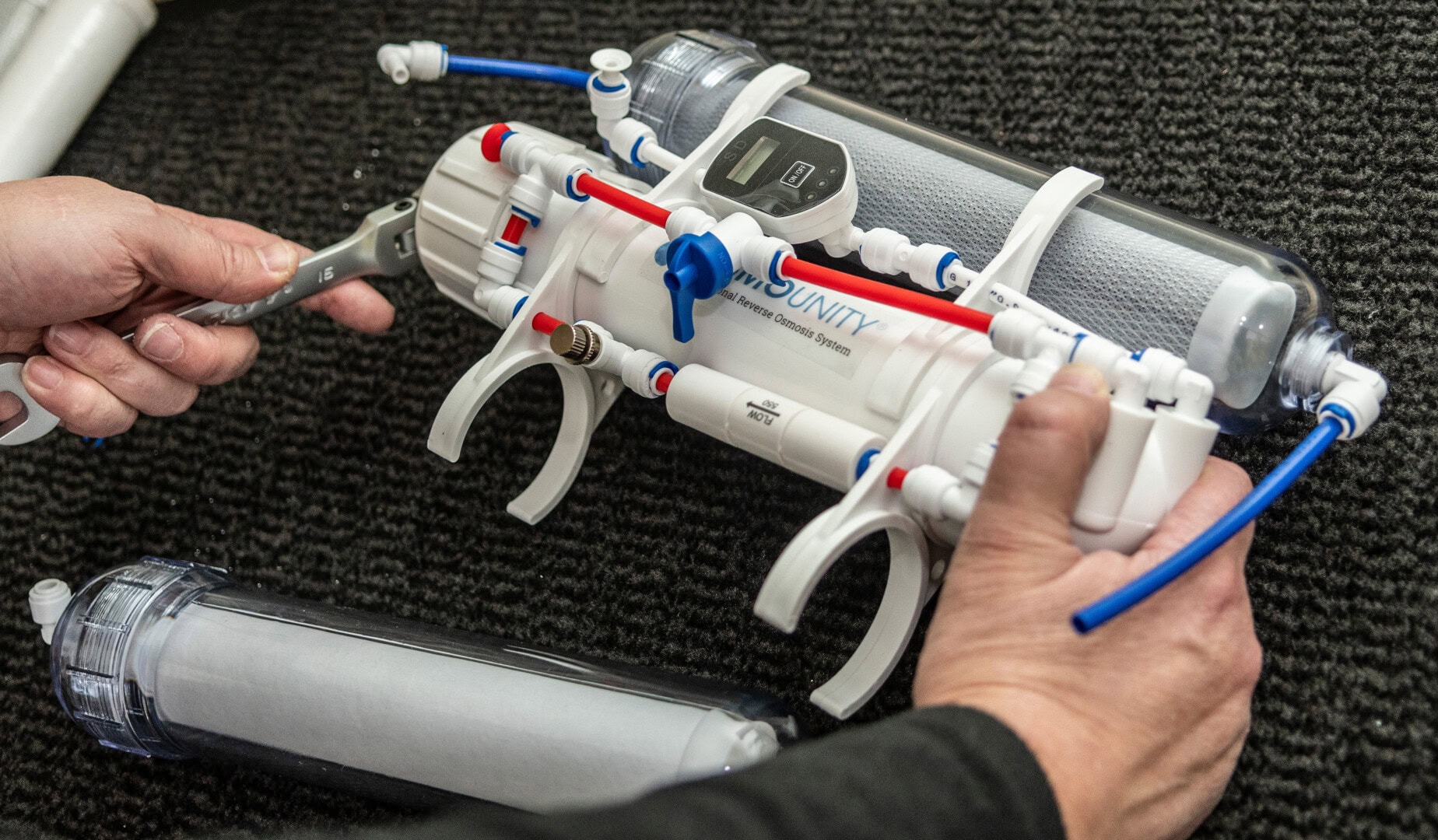 Technik und Handwerk kommen in Thomas' Geräten zusammen. Foto: Oliver Mengedoht