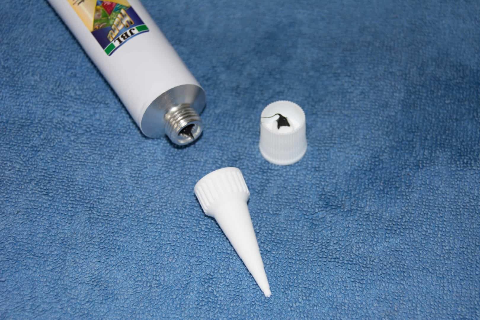 3 Tube öffnen